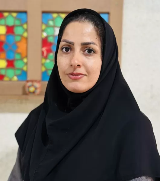 خانم عابدی